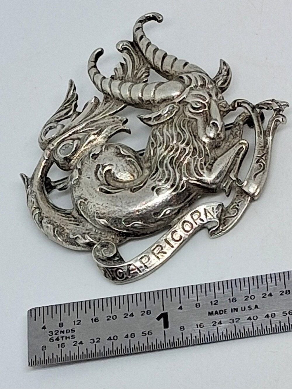 * Vintage CINI Sterling Silver 925 Capricorn Zodiac Pin Brooch - Picture 2 of 4